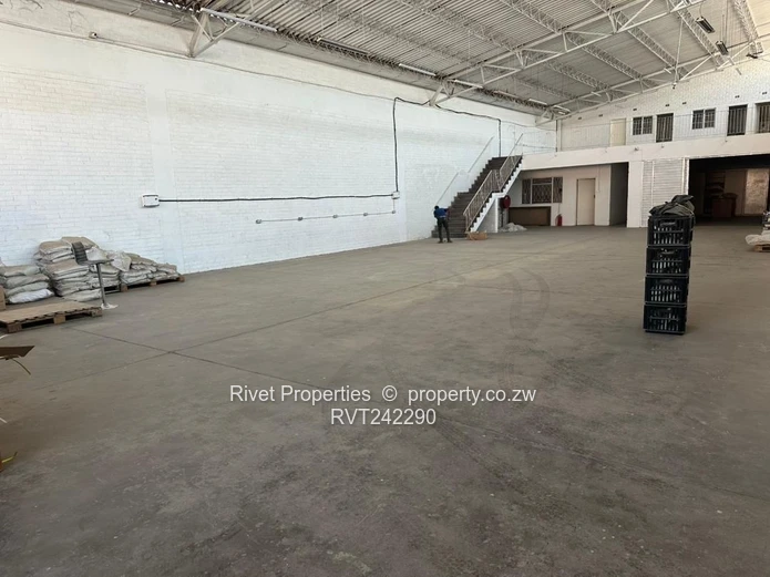 Msasa Warehouse To Let