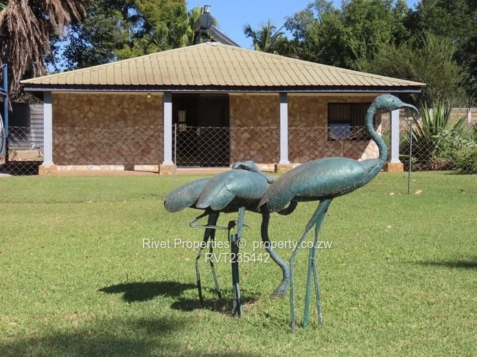 LUXURY ESTATE FOR SALE! on 8 200 SQM ALONG SECOND STREET EXTENSION