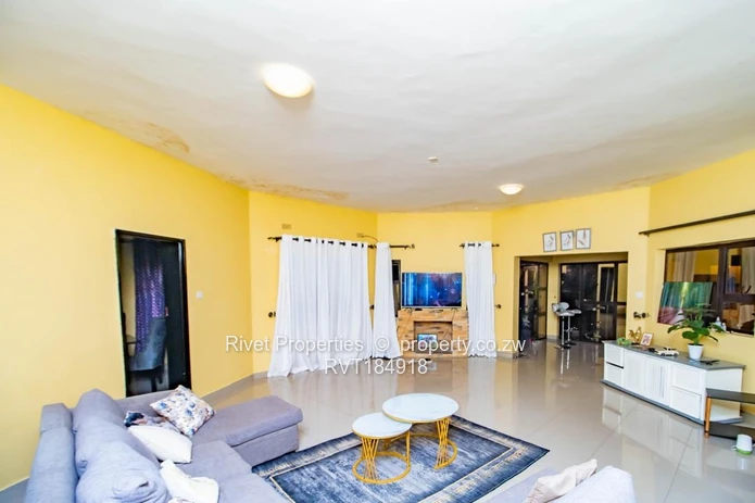 Emerald Hill Flats One Block Left