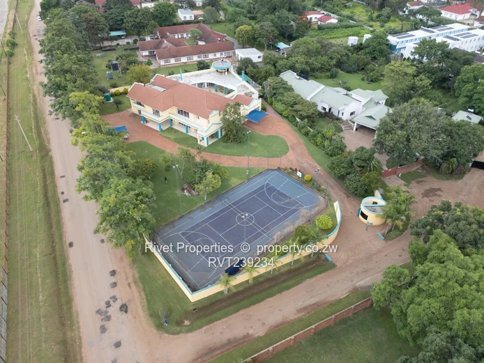 Massive  Property For Sale Suitable For Embassy, Office, Business Complex Etc