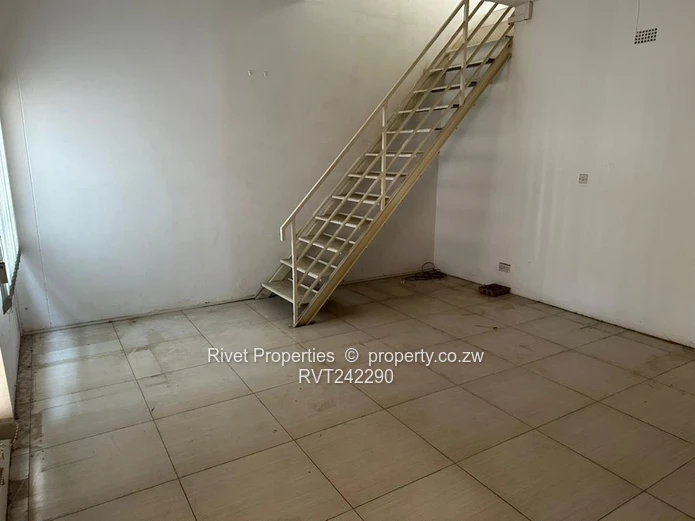 Msasa Warehouse To Let