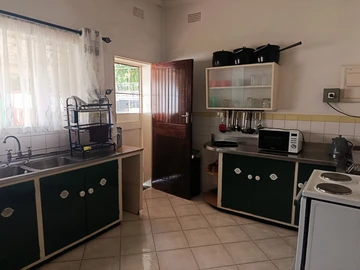 3 Bedroom Garden Flat