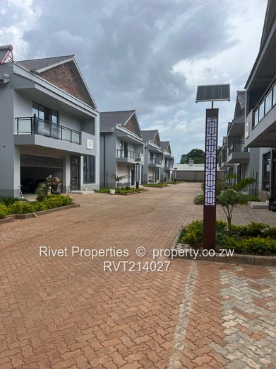 Reduced To Go - Brand New Town Houses 5 Beds & 4 Beds