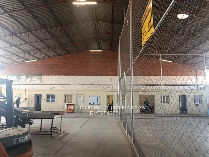 Graniteside Massive Warehouse To Let