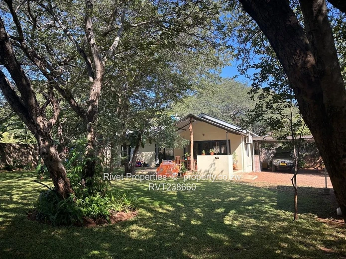 House For Sale - Mahogany Road Victoria Falls (Sole Mandate)