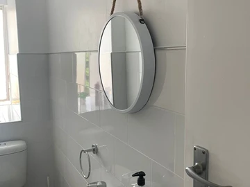 3 Bedroom Flat & Apartment