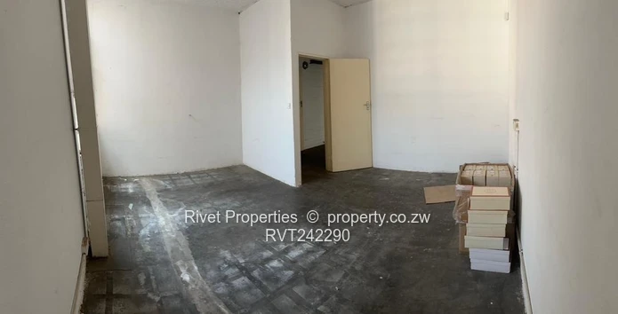 Msasa Warehouse To Let