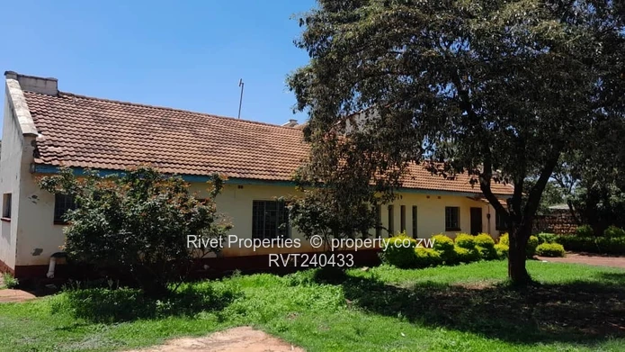 Mortgage Accepted Currently Rented As A School - Double Storey House (Sole Mandate)