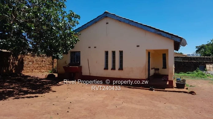 Mortgage Accepted Currently Rented As A School - Double Storey House (Sole Mandate)